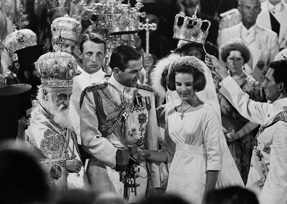 Τατόι: Βρέθηκε μετά από 59 χρόνια το βασιλικό νυφικό της Άννας Μαρίας