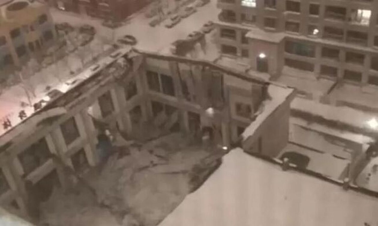 Συναγερμός στην Κίνα: Κατέρρευσε δεύτερο γυμναστήριο σε λίγους μήνες εν μέσω χιονοθύελλας - 3 νεκροί