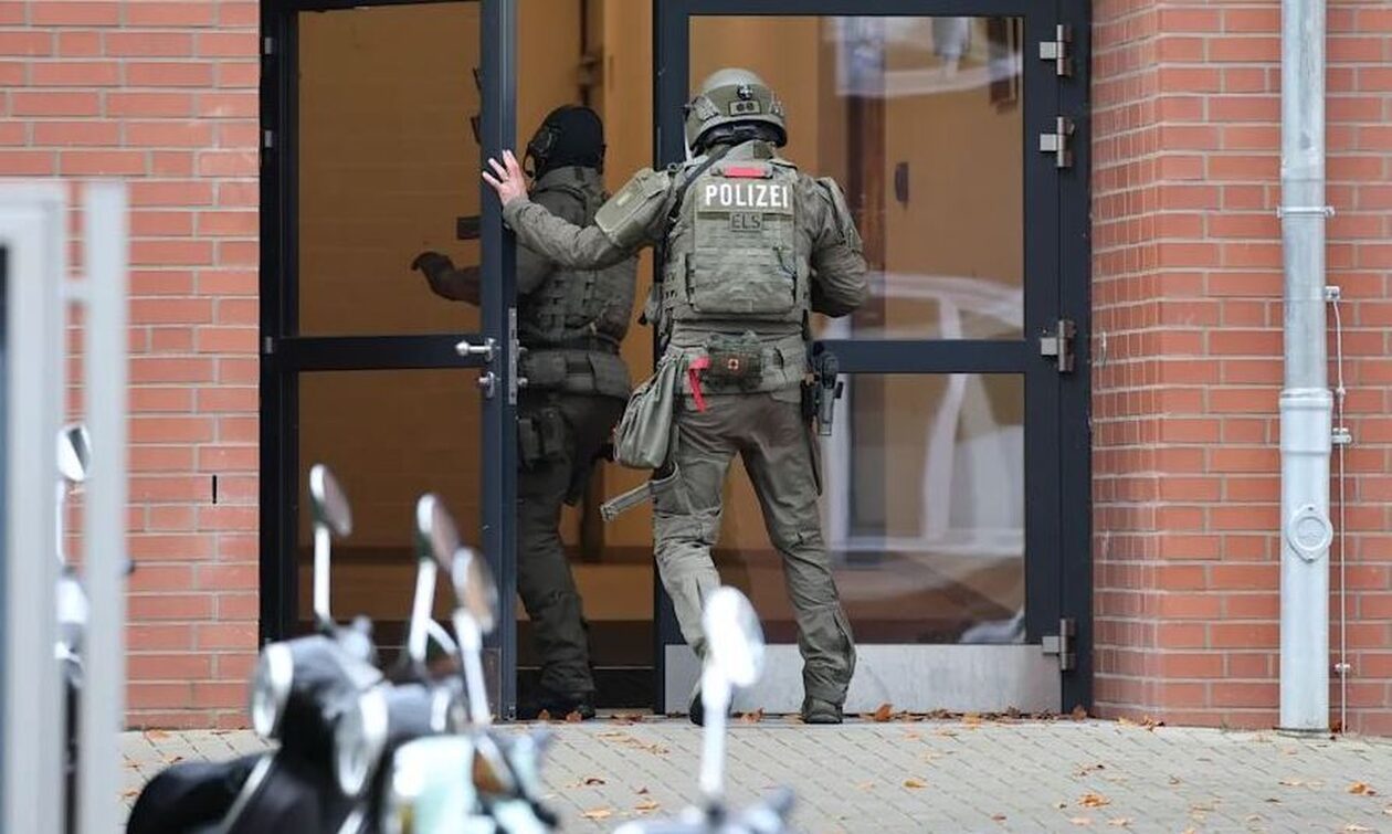 Συναγερμός στο Αμβούργο: Ένοπλοι εισέβαλαν σε σχολείο