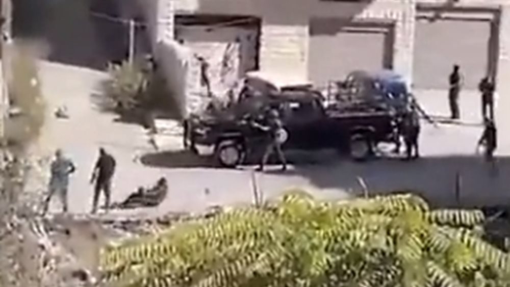 Ένοπλη επίθεση στην αυτοκινητοπομπή του Μαχμούτ Αμπάς - Τραυματίστηκε σωματοφύλακας