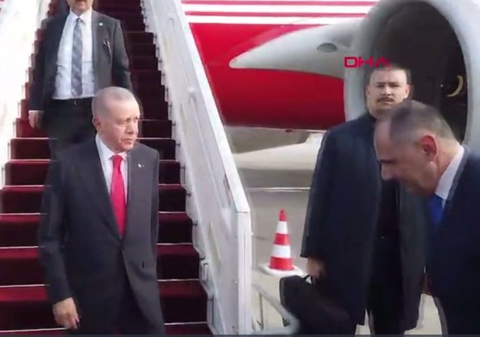Καρφιά Γιάννη Μαντζουράνη για την «υπόκλιση» Γεραπετρίτη στον Τούρκο Πρόεδρο Ερντογάν