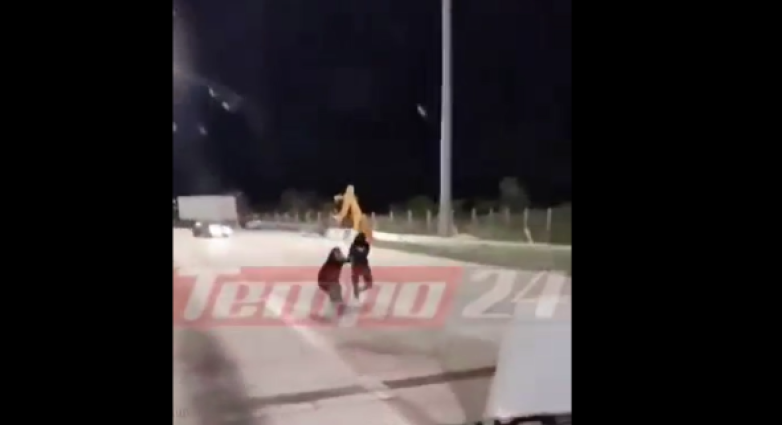 Σοκαριστικό περιστατικό στο Αίγιο: Νέο βίντεο με τους κουκουλοφόρους που έσερναν ημίγυμνη γυναίκα σε αυτοκίνητο