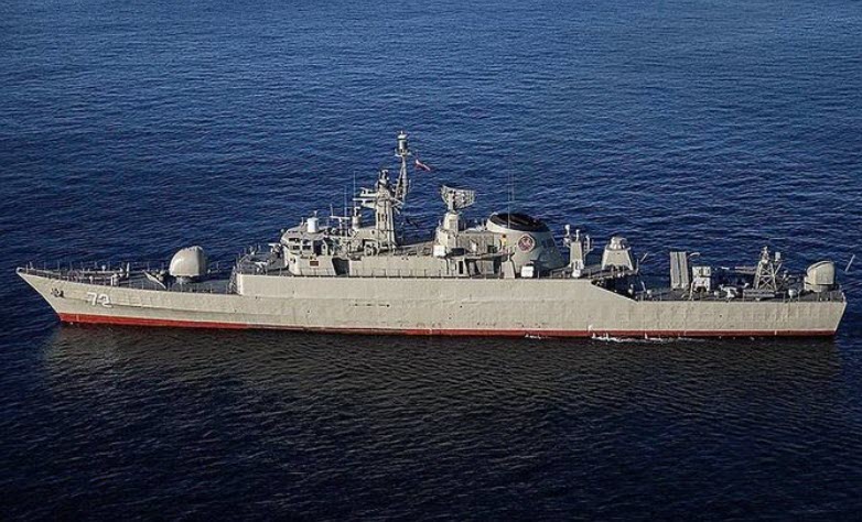 Ιράν: Εν μέσω εντάσεων στην περιοχή, το ιρανικό πολεμικό πλοίο Alborz εισήλθε στα ύδατα της Ερυθράς Θάλασσας