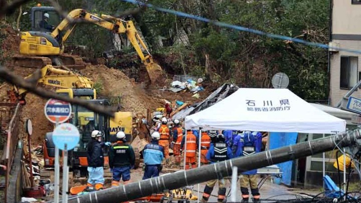 Στους 161 οι νεκροί, 300 αγνοούμενοι από τον σεισμό της Πρωτοχρονιάς στην Ιαπωνία