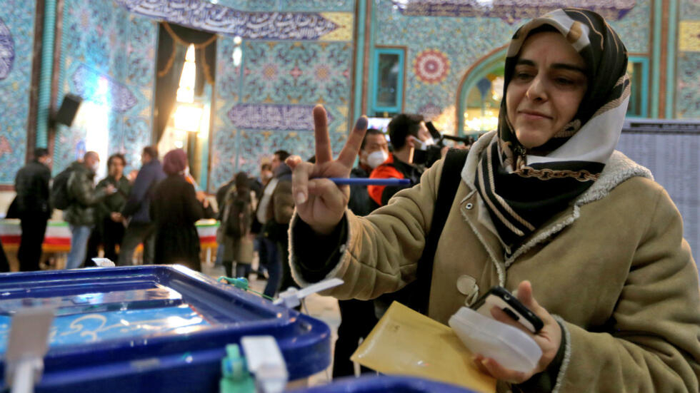 Οι πρώτες εκλογές στο Ιράν μετά το κίνημα που πυροδότησε ο θάνατος της 22χρονης Αμινί