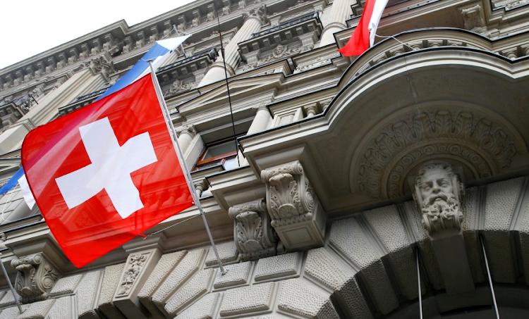 Ελβετία: Οι εργαζόμενοι του δήμου της Ζυρίχης πληρώθηκαν διπλάσιο μισθό λόγω τεχνικού λάθους - Οι ...ευχαριστίες τους