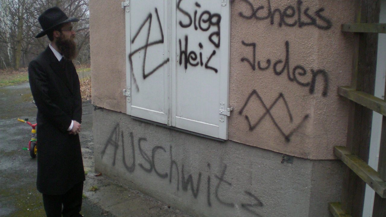 Πληθαίνουν οι επιθέσεις σε εβραϊκά μνημεία στη Γερμανία