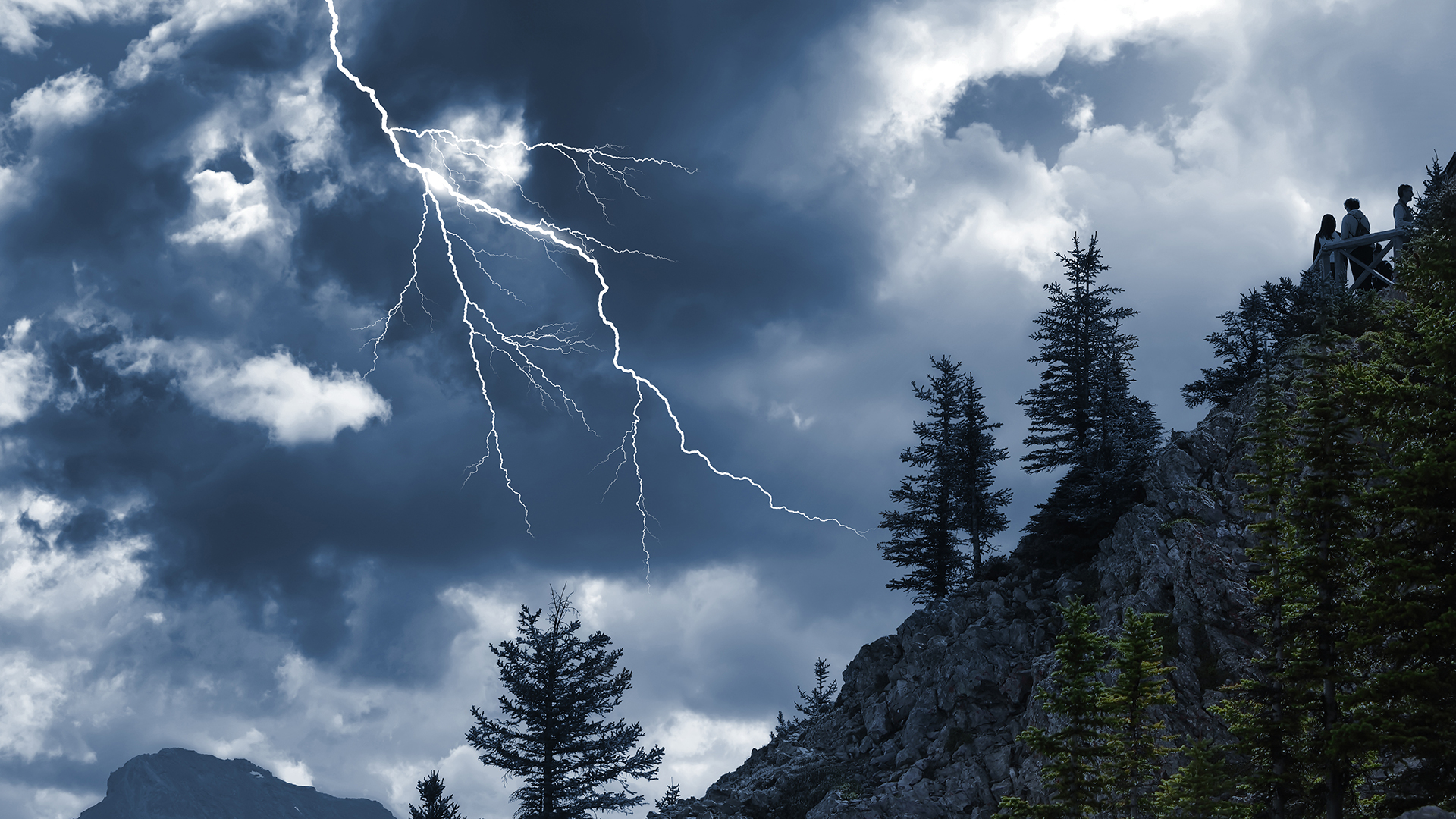 Έκτακτο δελτίο από την ΕΜΥ – Καταιγίδες και κεραυνοί τις επόμενες ώρες