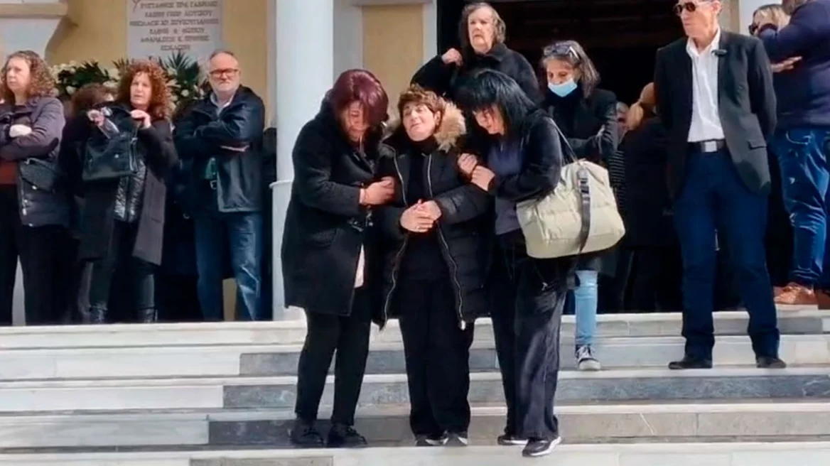 «Συγχώρεσέ με Στέλιο» - Ξέσπασε σε λυγμούς η πεθερά του 40χρονου που δολοφονήθηκε στη Νίκαια