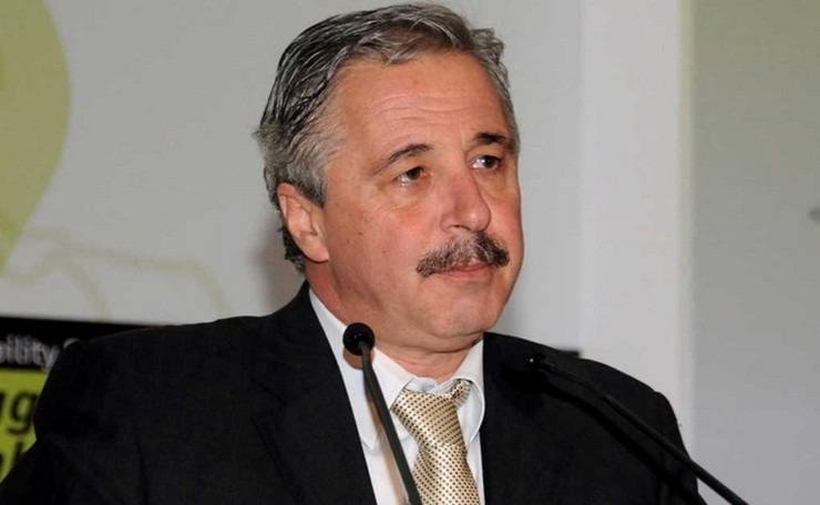 Ο Γιάννης Μανιάτης στο ευρωψηφοδέλτιο του ΠΑΣΟΚ