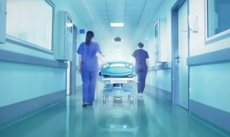 Νοσοκομείο «Μεταξά»: Επεισοδιακή σύλληψη «μαϊμού» νοσοκόμας που «ξάφριζε» ασθενείς – Τραυμάτισε νοσηλεύτρια και αστυνομικό