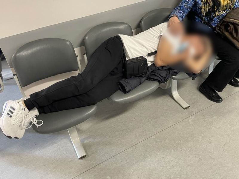 Α. Γεωργιάδης: Επείγουσα ΕΔΕ για φωτογραφία με ασθενή σε καρέκλες νοσοκομείου