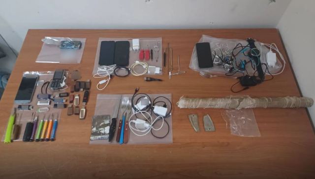 Λαμία: Αθώος ο Αλκέτ Ριζάι για τα κινητά και τα σουβλιά που είχαν βρεθεί στο κελί του