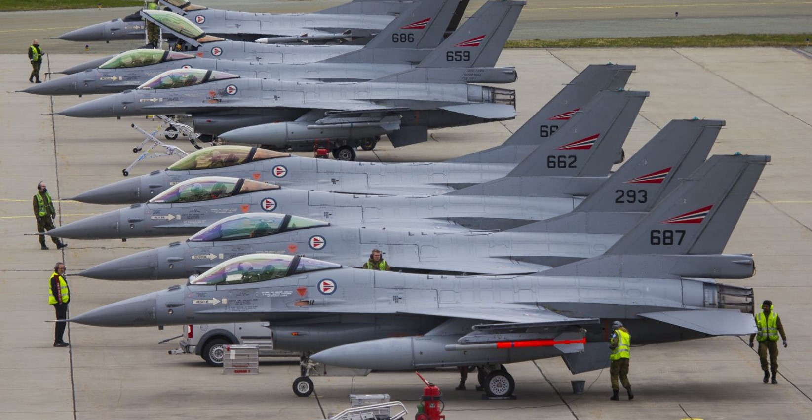 Η Νορβηγία θα μεταφέρει 22 μαχητικά αεροσκάφη F-16 στην Ουκρανία