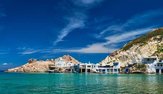 National Geographic: Μήλος και Τήνος ανάμεσα στα καλύτερα ελληνικά νησιά για διακοπές