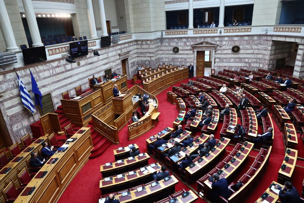 Διαβιβάστηκε στη Βουλή η δικογραφία για το «μπάζωμα» στα Τέμπη - Ποιους τέως υπουργούς αφορά