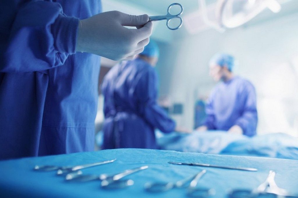 Αρρυθμίες στα απογευματινά χειρουργεία – Προσφυγές από γιατρούς