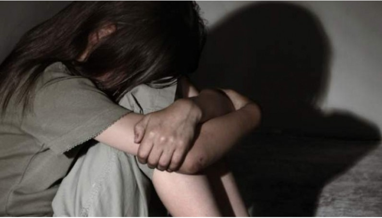 Θεσσαλονίκη: 40χρονη κατήγγειλε τον σύντροφό της ότι την ανάγκαζε να εκδίδεται και την κακοποιούσε