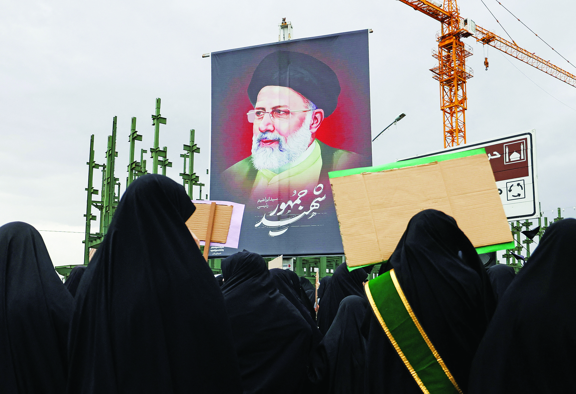 Τι ακολουθεί για το Ιράν μετά τον θάνατο του Ραϊσί;
