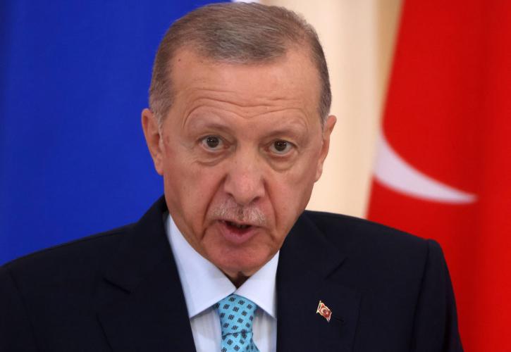 Ο Ερντογάν παίρνει την αρμοδιότητα να κηρύσσει επιστράτευση
