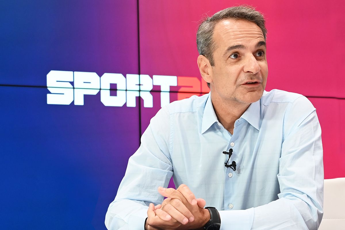 Ο Κυριάκος Μητσοτάκης στο SPORT24: "Ο Ολυμπιακός που θυμίζει Euro 2004, το Final-4 των αιωνίων και οι συμμορίες που δεν χωρούν στα γήπεδα"