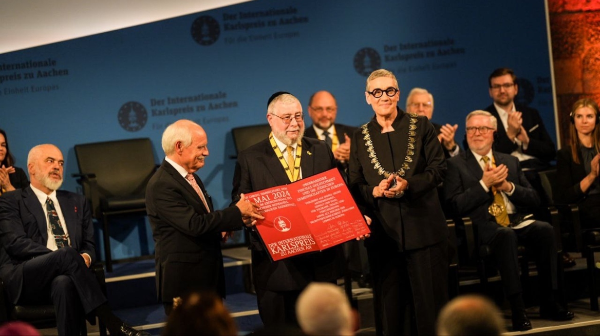 Βραβείο Καρλομάγνου: Στον αρχιραβίνο Πίνχας Γκόλντσμιτ και τους Εβραίους της Ευρώπης