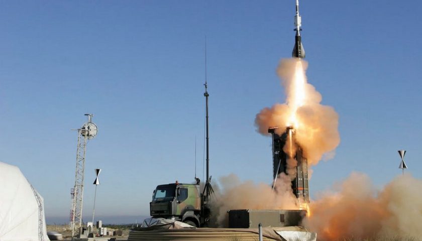 Ισραήλ: Ο στρατός λέει ότι κατέρριψε πύραυλο επιφανείας – επιφανείας πάνω από την Ερυθρά Θάλασσα