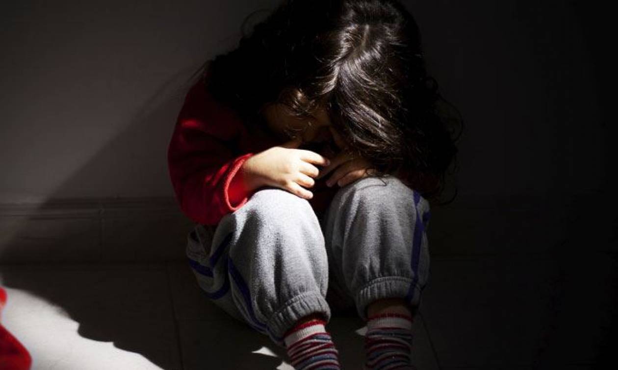 Κρήτη - Η γιαγιά της 3χρονης που φέρει ίχνη κακοποίησης: "Έχει μώλωπες παντού - Εξετάζεται το ενδεχόμενο της σεξουαλικής κακοποίησης"