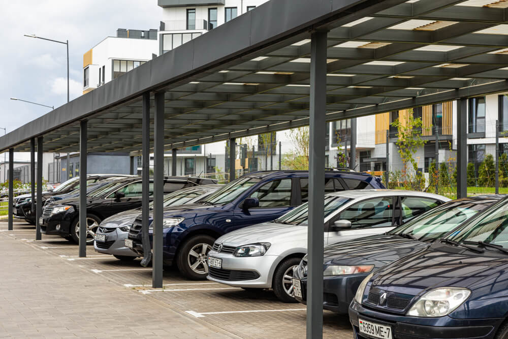 «Ζαλίζουν» οι τιμές των ακινήτων – 167.000 ευρώ για πάρκινγκ 11 τ.μ. στο Κολωνάκι